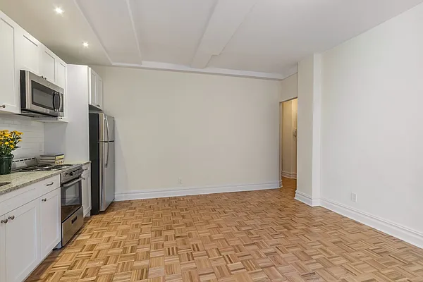 Rented by Brown Harris Stevens | media 3