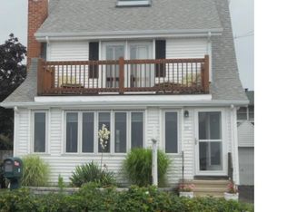 32 Limewood Ave, Branford, CT 06405