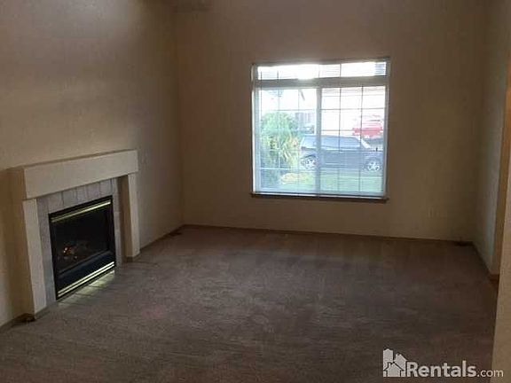 3rd image of 1214 131st Street Ct E