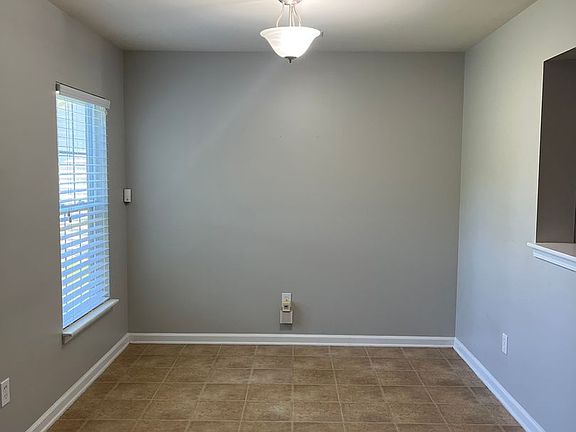 5th image of 5064 Ballantine Dr