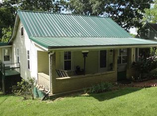 3744 Everett Rd, Huntington, WV 25702