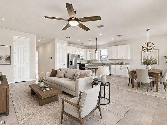 5th image of 3721 E Hampton Cir