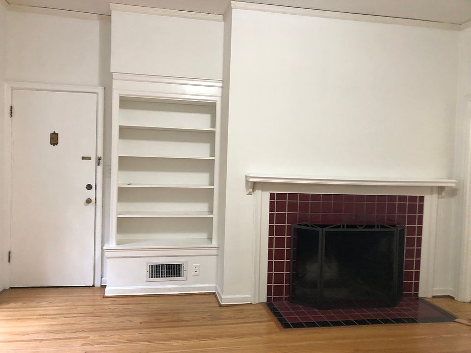 Living room with fire place