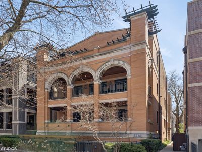 847 W Bradley Pl APT 2R, Chicago, IL, 60613