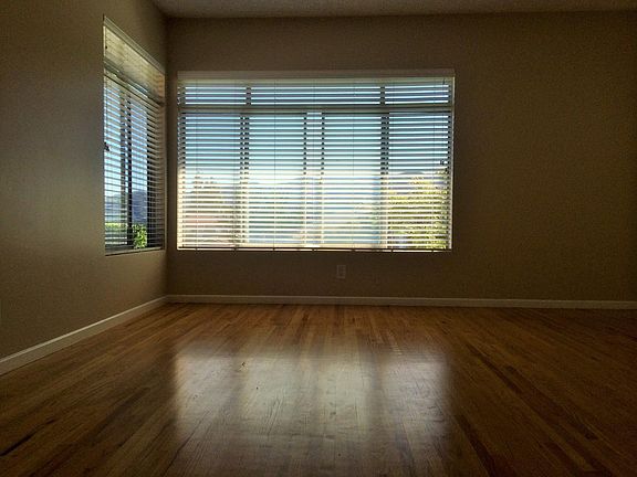 5th image of 3015 Ashwin Dr APT A