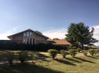 950 Radnor Rd, Maryville, TN 37804