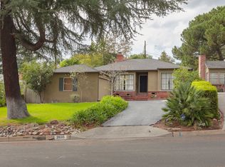 2835 Maiden Ln, Altadena, CA