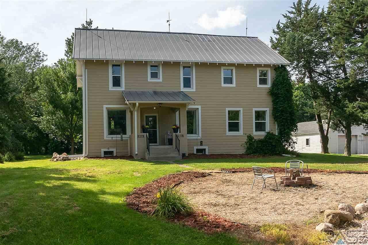 1002 N Bridge St, Canton, SD 57013 Zillow