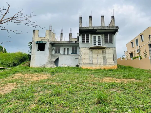 1204 Calle Rey Arturo Urb Estancias Reales, Cabo Rojo, PR 00623