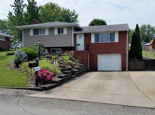 235 Walnut St, Houston, PA 15342