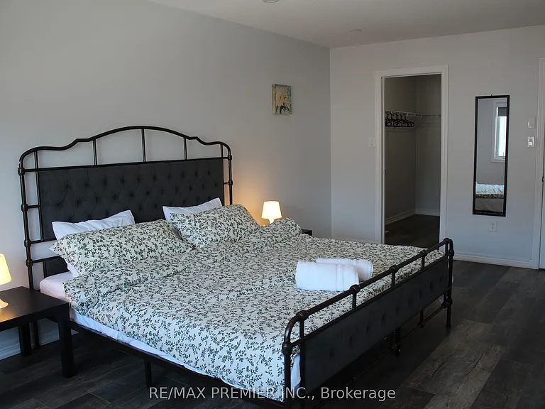 51 Mullholland Ave — Photo 21