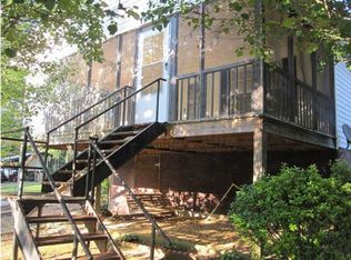 96 Beaver Rd, Moundville, AL 35441