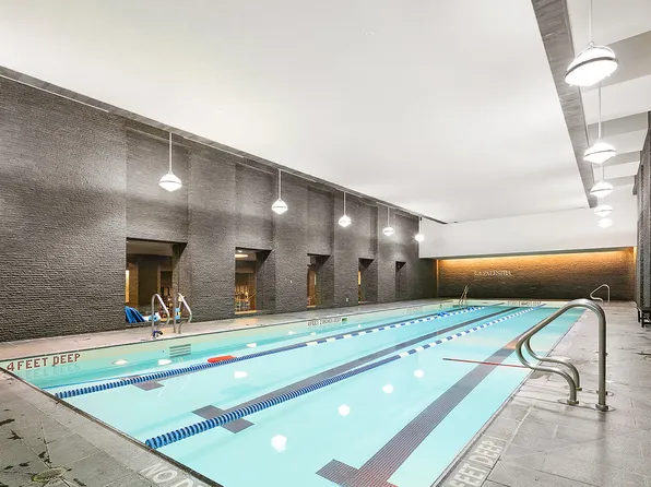 50 Riverside Boulevard image 13 of 20