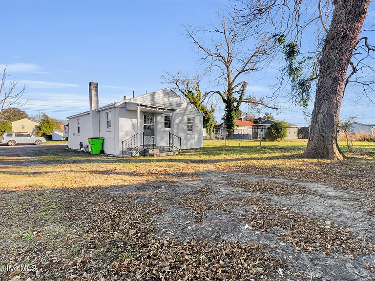 211 Lawson St — Photo 25