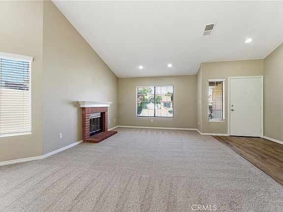 2nd image of 31337 Huron St