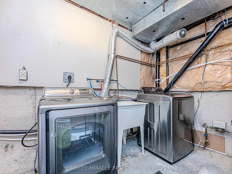 851 Bennett Ct — Photo 40