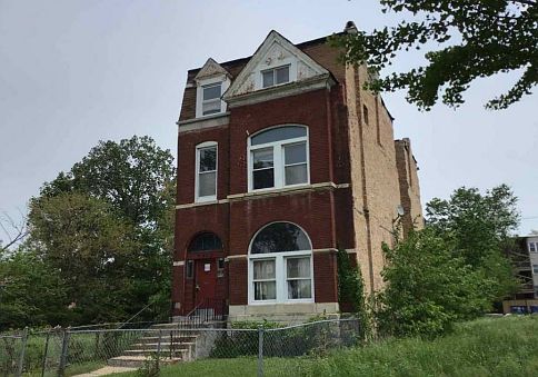 1st image of 5117 S Wabash Ave