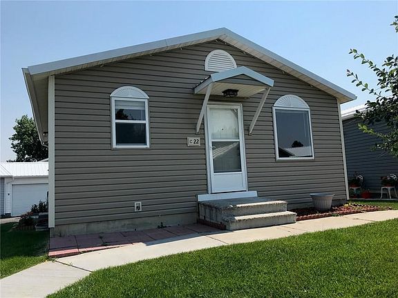 2nd image of 3390 Canyon Dr Unit C22