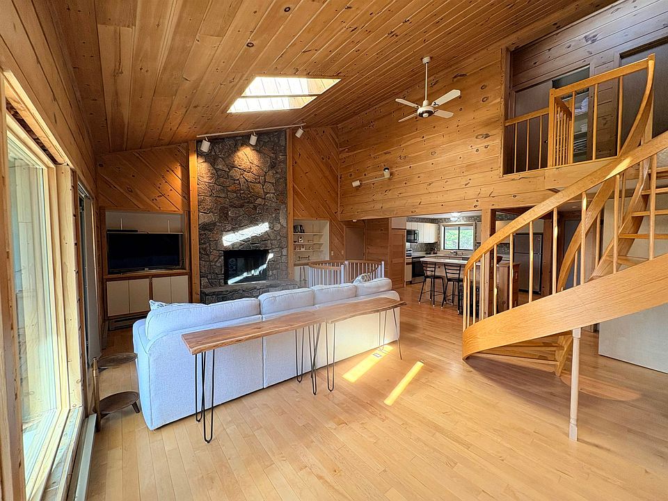1st image of 39 Sage Hill Rd #25