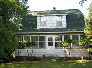 5940 Mill St, Shorewood, MN 55331