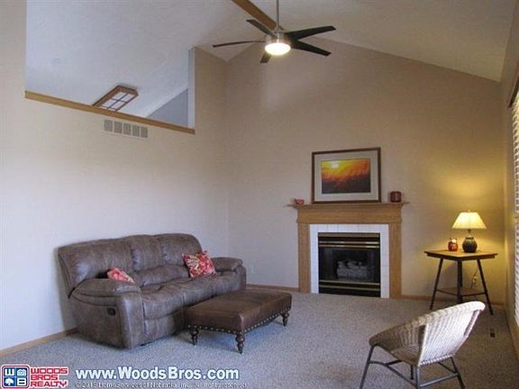 3rd image of 3450 Scottsdale Ln