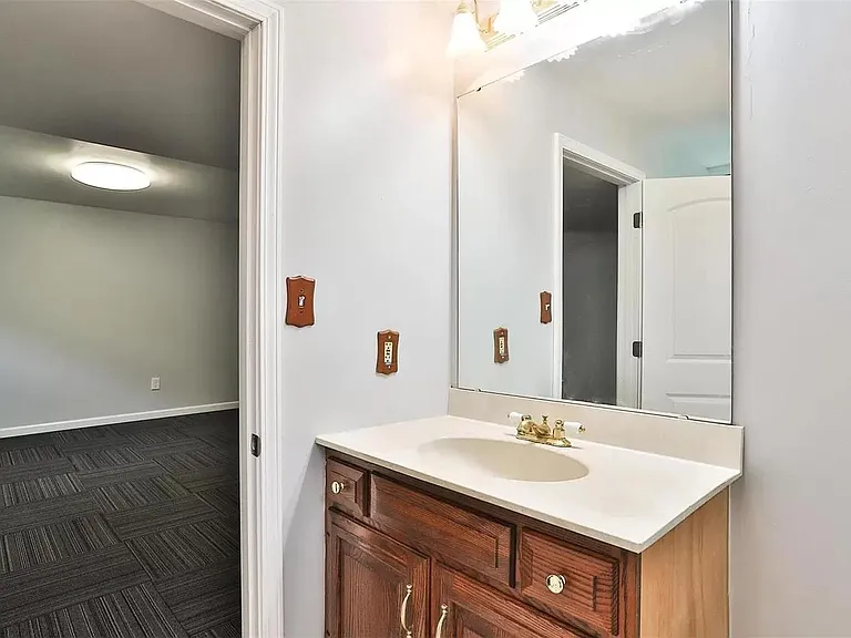 118 Irene Dr — Photo 12