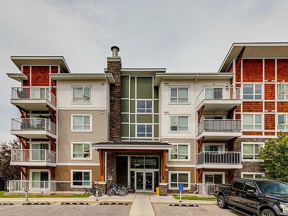 2nd image of 302 Skyview Ranch Dr NE #5103