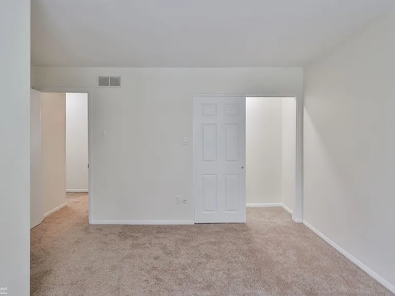 305 S Warminster Rd #B2 — Photo 15