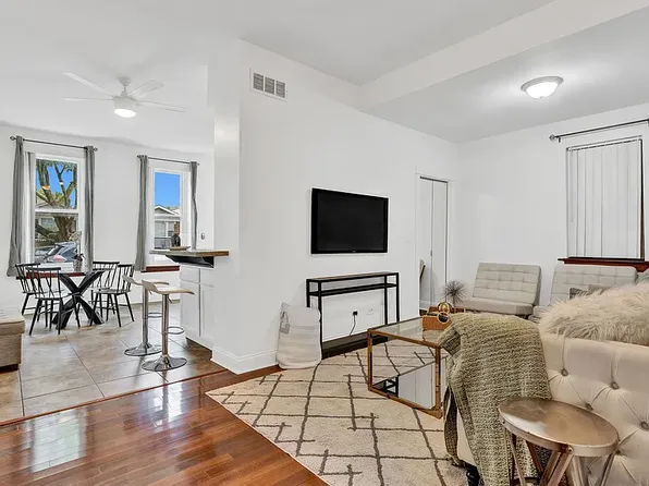 918 W 35th Pl #F, Chicago, IL 60609