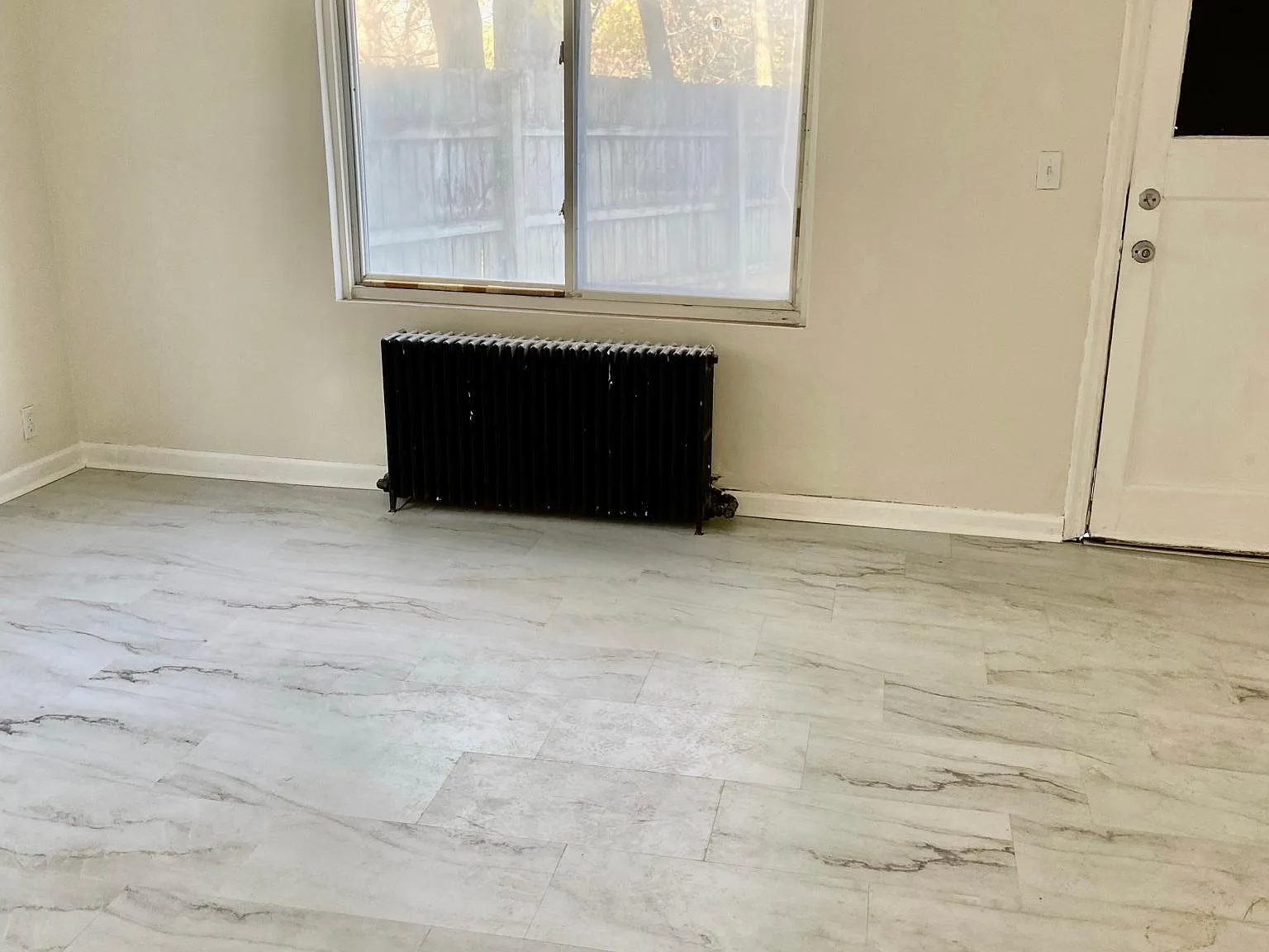 Studio, 600 sqft, $750 — Photo 3
