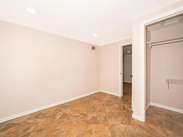 533 West Ave — Photo 10