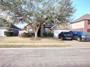 2506 Dawn River Ln, Pearland, TX 77581