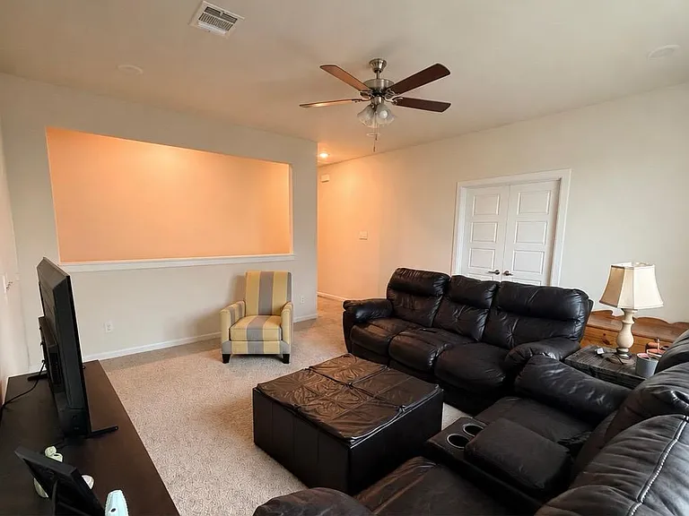 1008 Mosby Ln — Photo 12