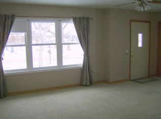 603 E Jefferson St, Elk Point, SD 57025