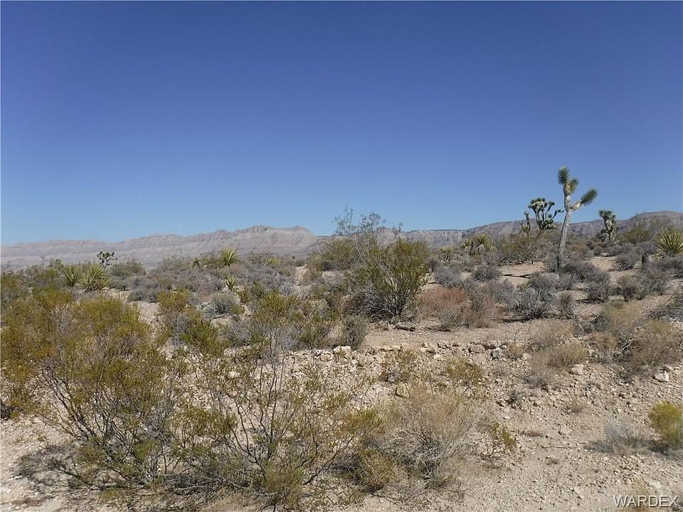2nd image of 28080 N Glenwood Dr