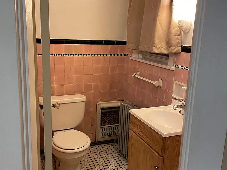 2928 Espy Ave #2 — Photo 9