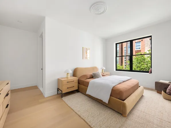 53 West 85th Street image 23 of 36