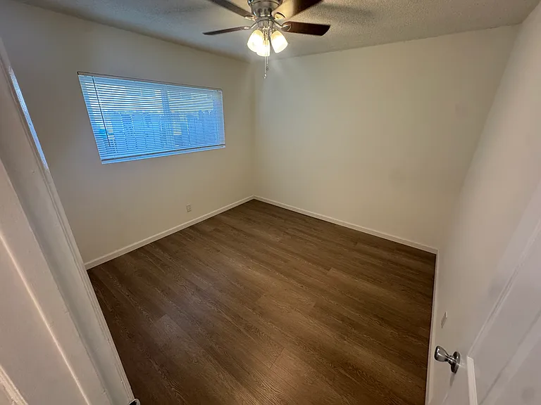 1713 Park Ave #1 — Photo 6