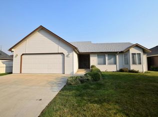 365 S 76th Ave, Yakima, WA