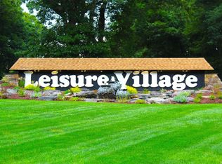 305 Torquay Ct UNIT C, Ridge, NY 11961