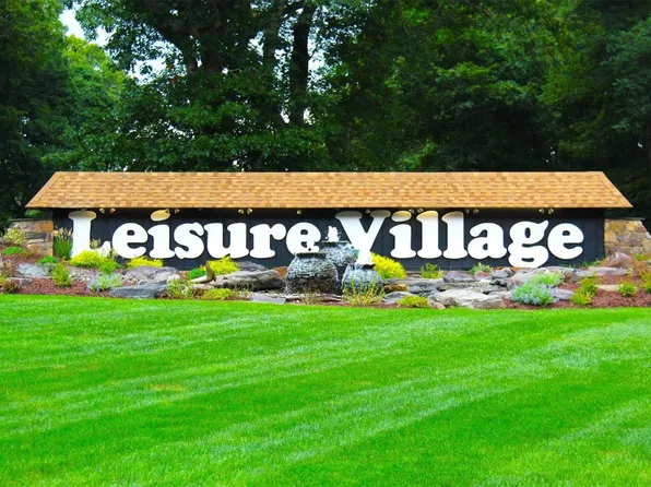 305 Torquay Court #C, Ridge, NY 11961