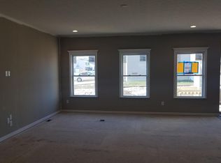 600 Weaver Ridge Dr, Marysville, OH 43040