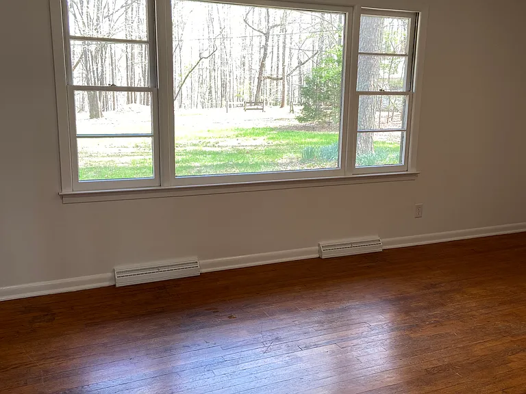 6343 Thom Rd — Photo 4