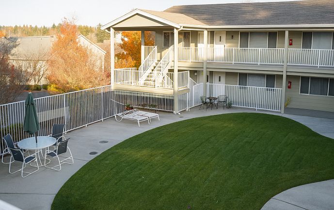 1st image of 711 13th Ave SE #106