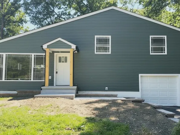 7 Gloucester Ave, Somerdale, NJ 08083