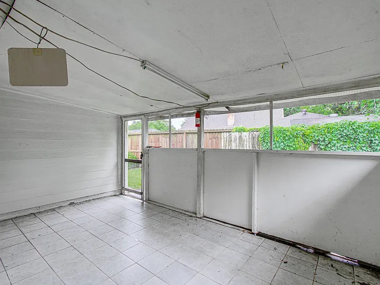 11714 Sweet Willow Ct — Photo 27