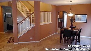 5th image of 4939 Augusta Sq