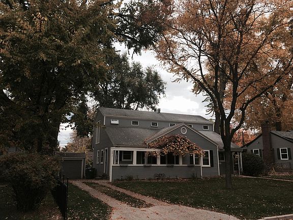 Duplex in the fall. Perfect mix: chickens next door at a charming 30's home, and million dollar homes next door to that. Home 4 doors north just sold for 2.1 million this year.