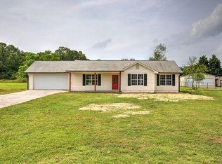 25 Autumn Ridge Dr, Kingston, GA 30145