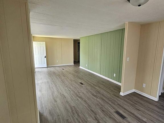 3rd image of 2737 W Washington Ctr #244